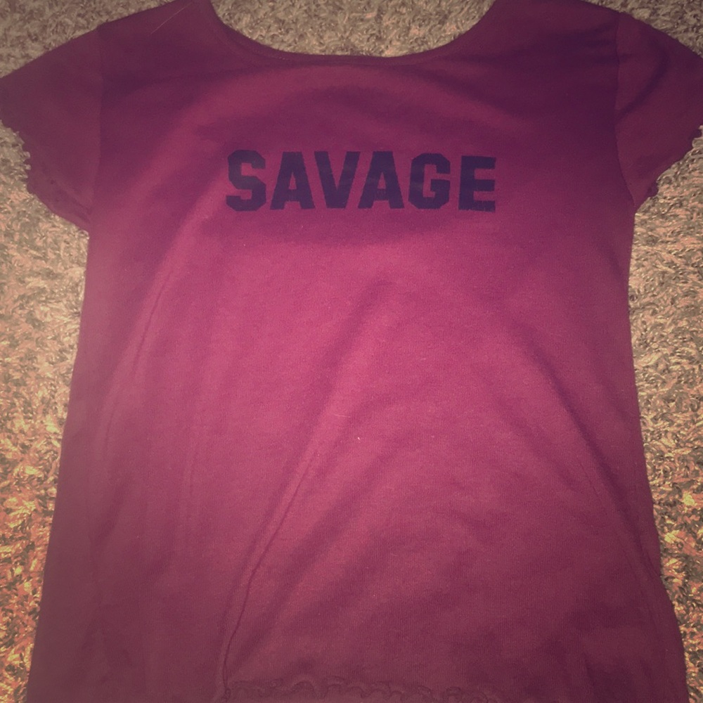 A nice fitting T-shirt with ruffles